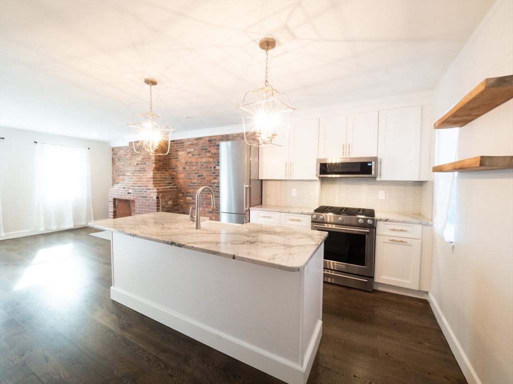 210 Third Street # 1, Cambridge Unit: 1