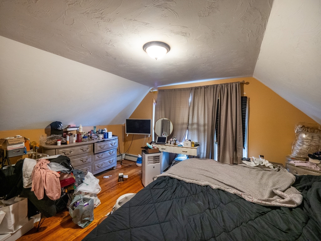 70-72 Wrentham Street