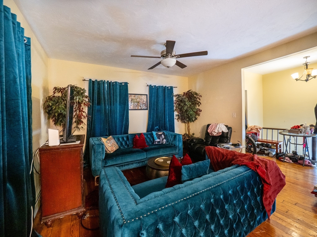 70-72 Wrentham Street