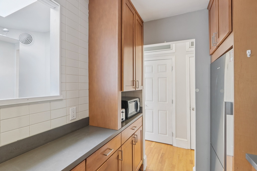 583 Massachusetts Avenue # 5