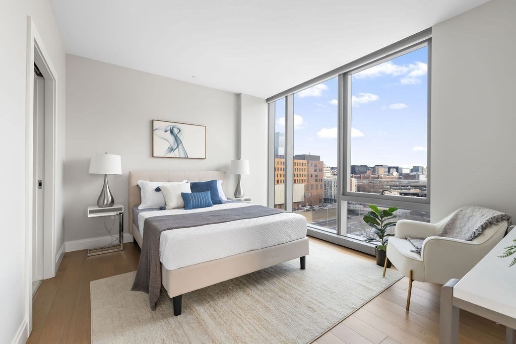 100 Shawmut Ave # 807