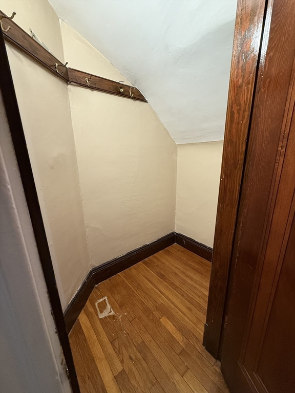 123 Glendower Rd # 1