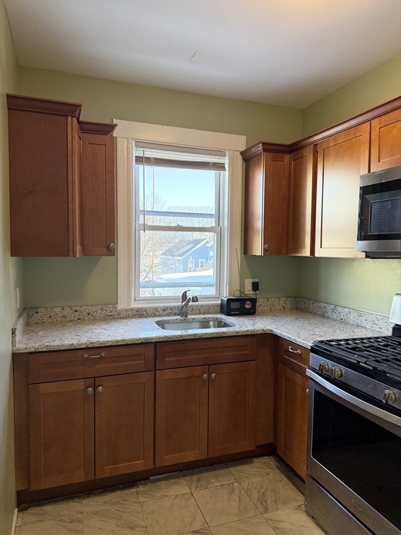 123 Glendower Rd # 1