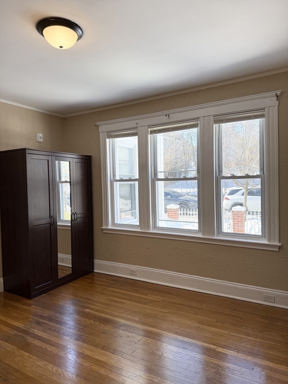 123 Glendower Rd # 1