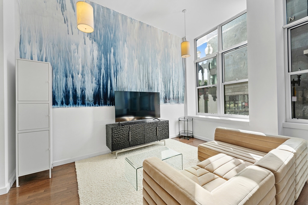 88 Kingston Street # 1F