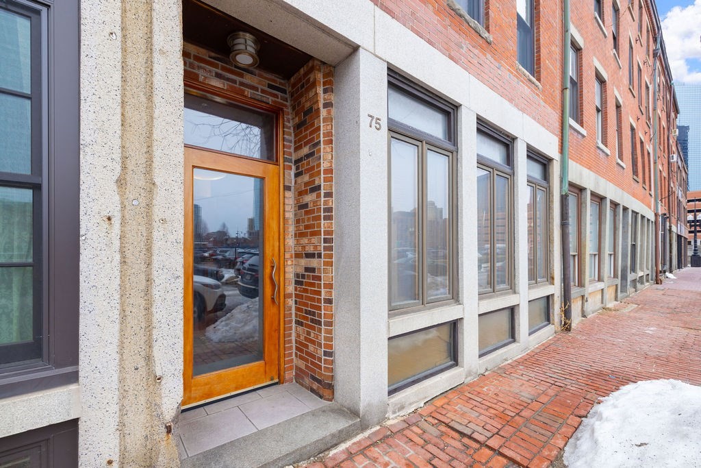 75 Fulton St # 21