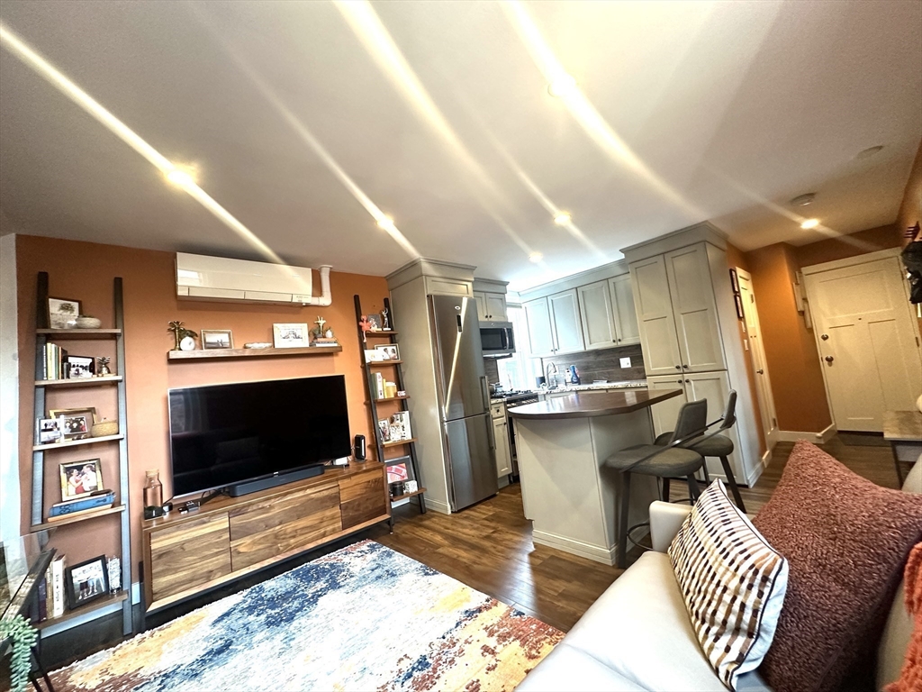 10 Henchman Street # 5R