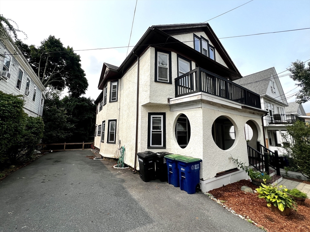 12 Bailey Street # 2