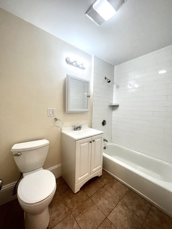 102 Trowbridge Street # 3L