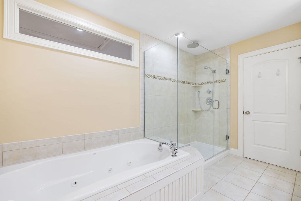 192 Boston Post Road # 8
