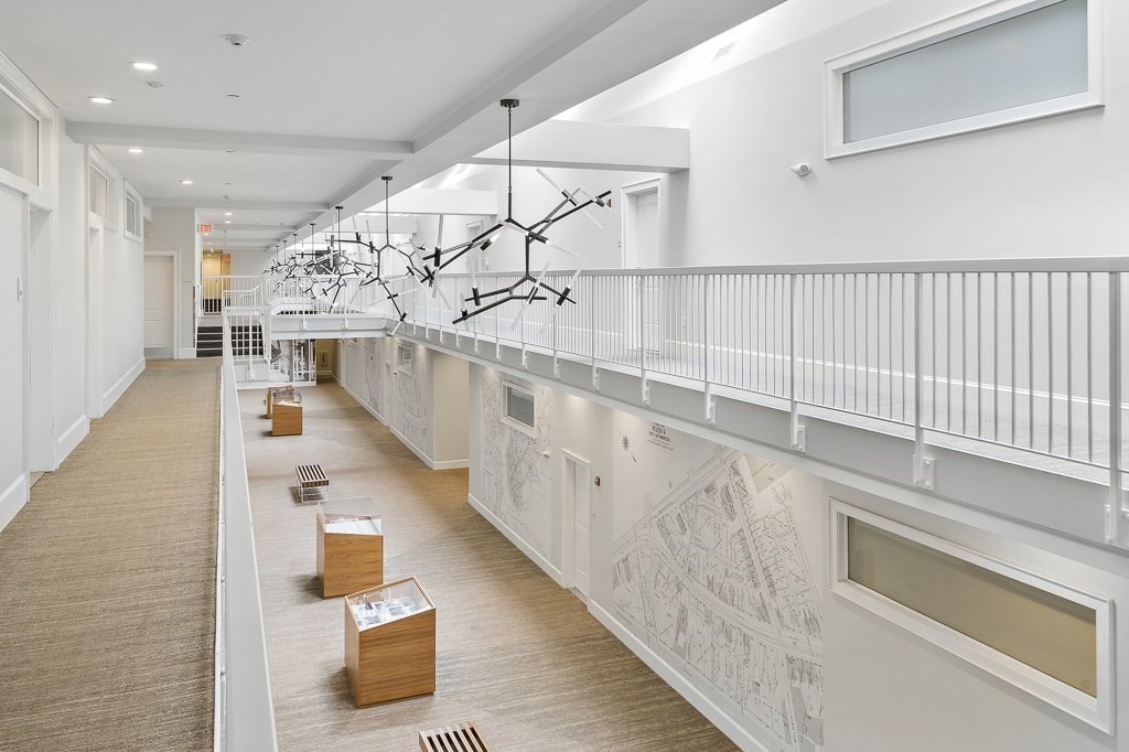 380 Bunker Hill St # 111