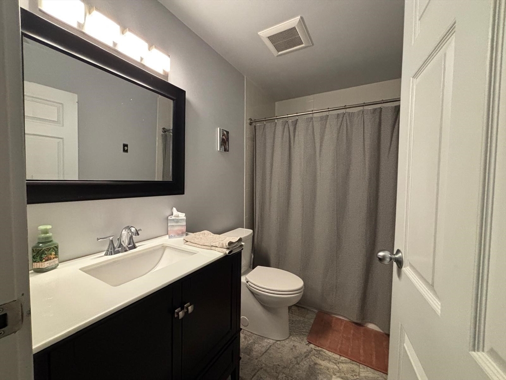 160 Commandants Way # 404