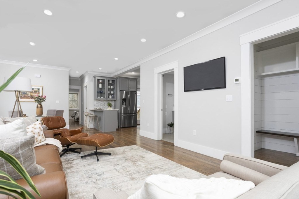 10 Grant Street # 1