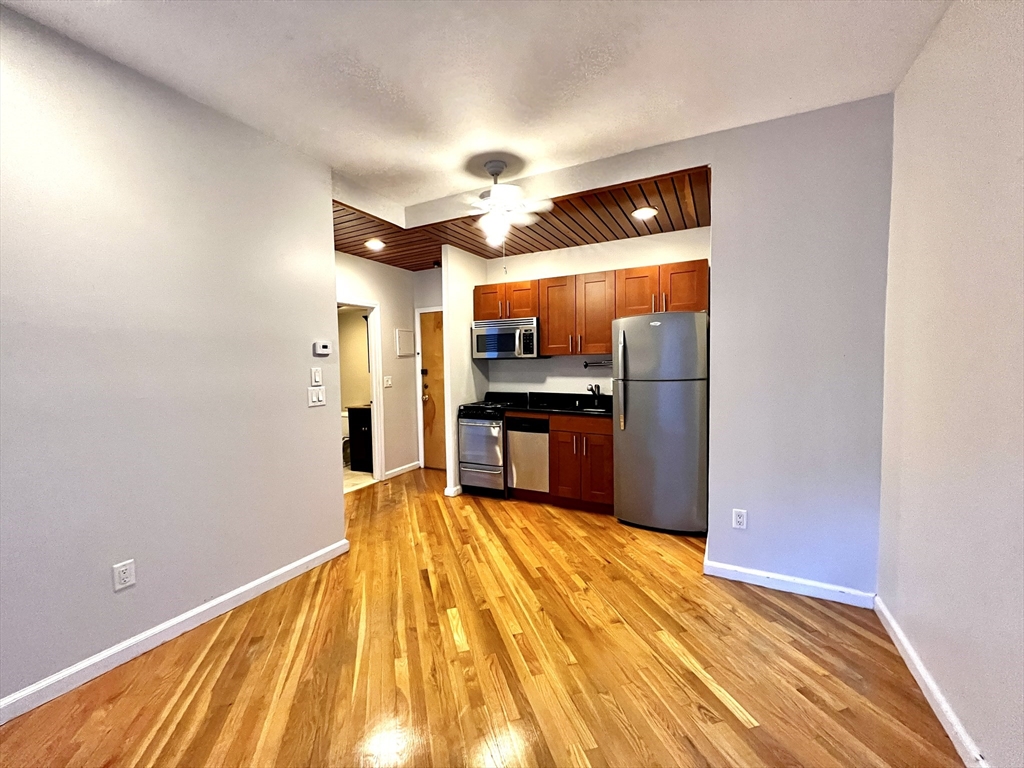 390 Riverway # 18