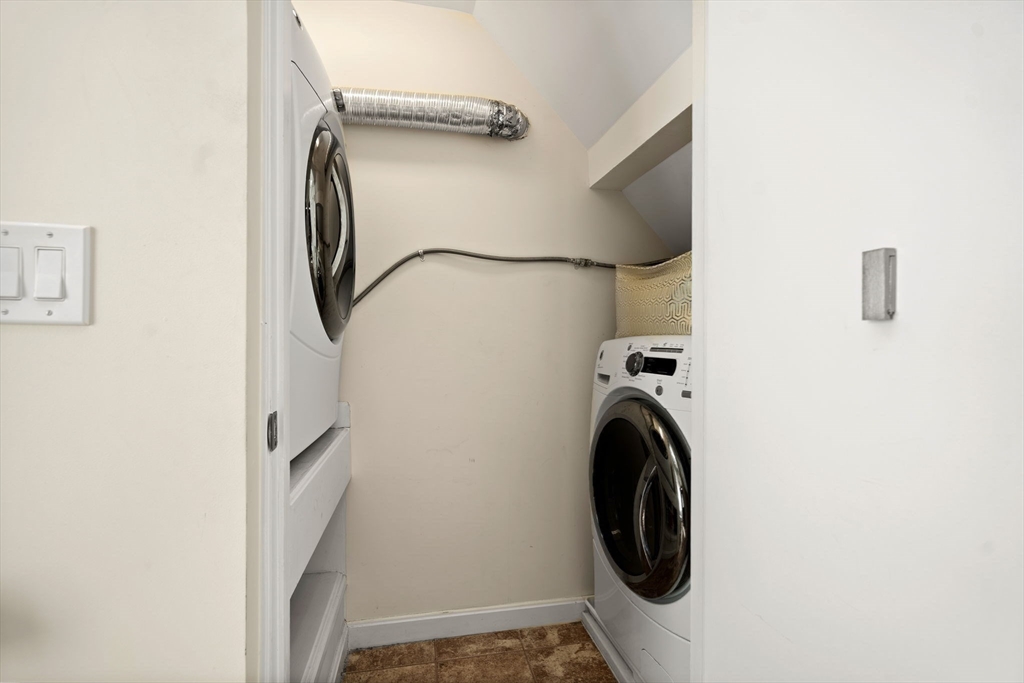 143 Burrill Street # 301