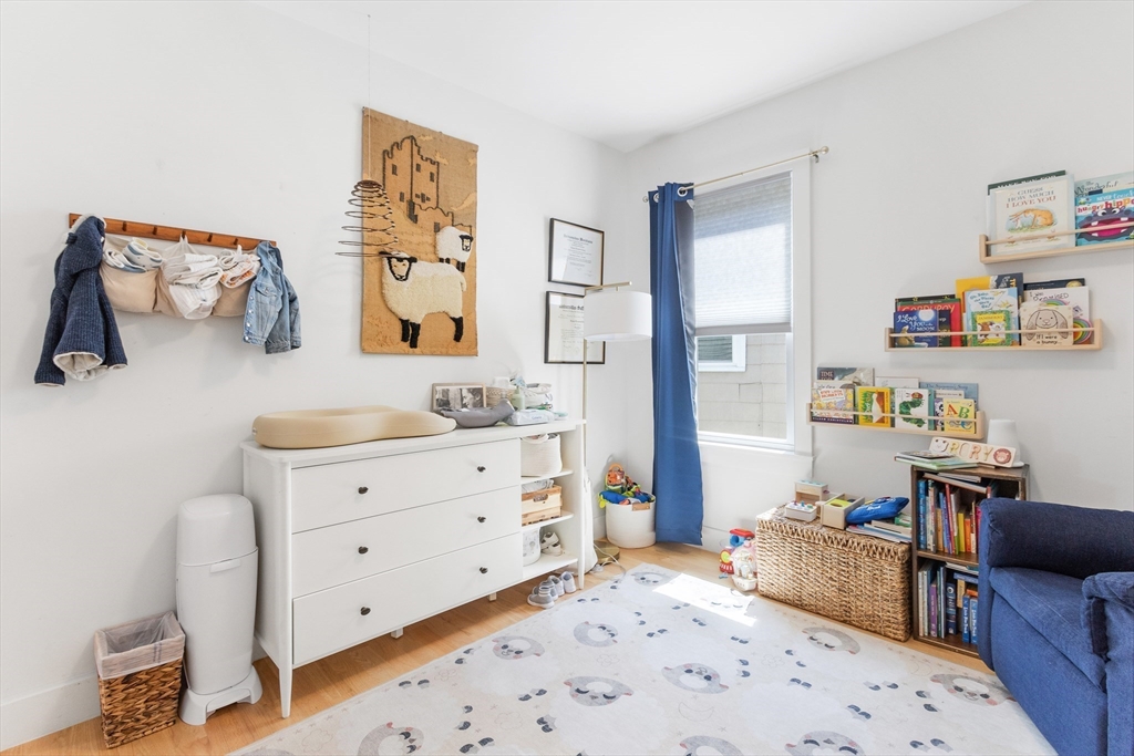 112 King Street # 3