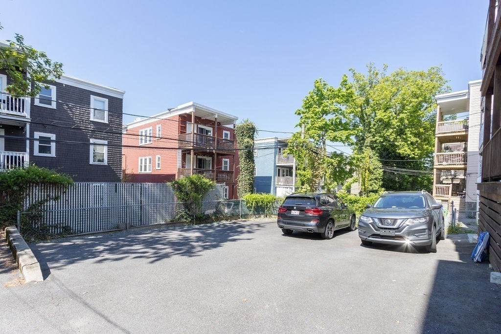 112 King Street # 3