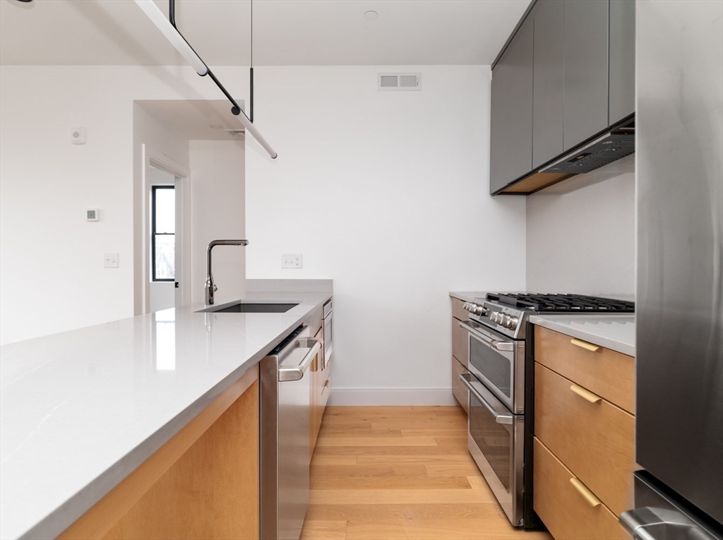 182 Tremont # 3