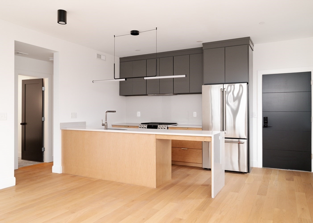 182 Tremont # 3