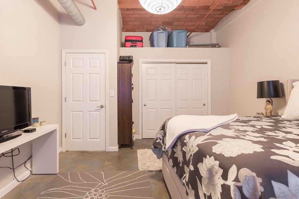 717 Atlantic Avenue # 3C