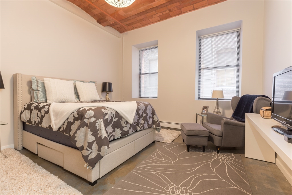 717 Atlantic Avenue # 3C