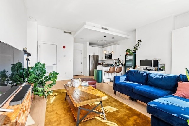 70 Lincoln Street # L616