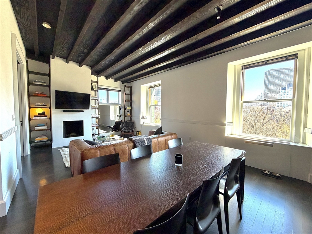 177 Commonwealth Ave # 11