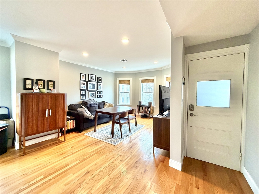 37 Moseley Street # 3