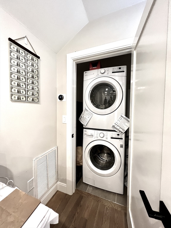 32 Blaine Street # 3