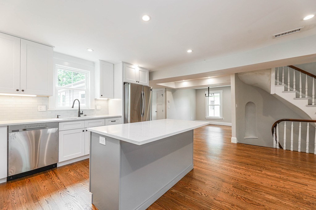 52 Maple Street # 2
