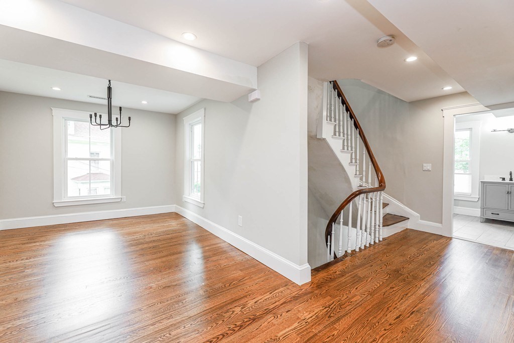 52 Maple Street # 2