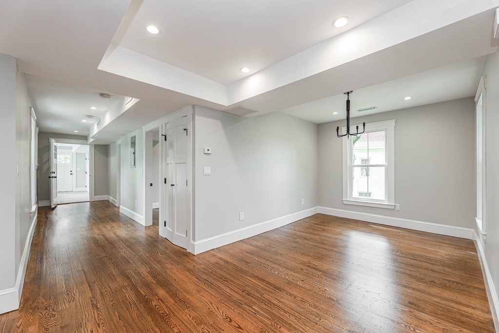 52 Maple Street # 2