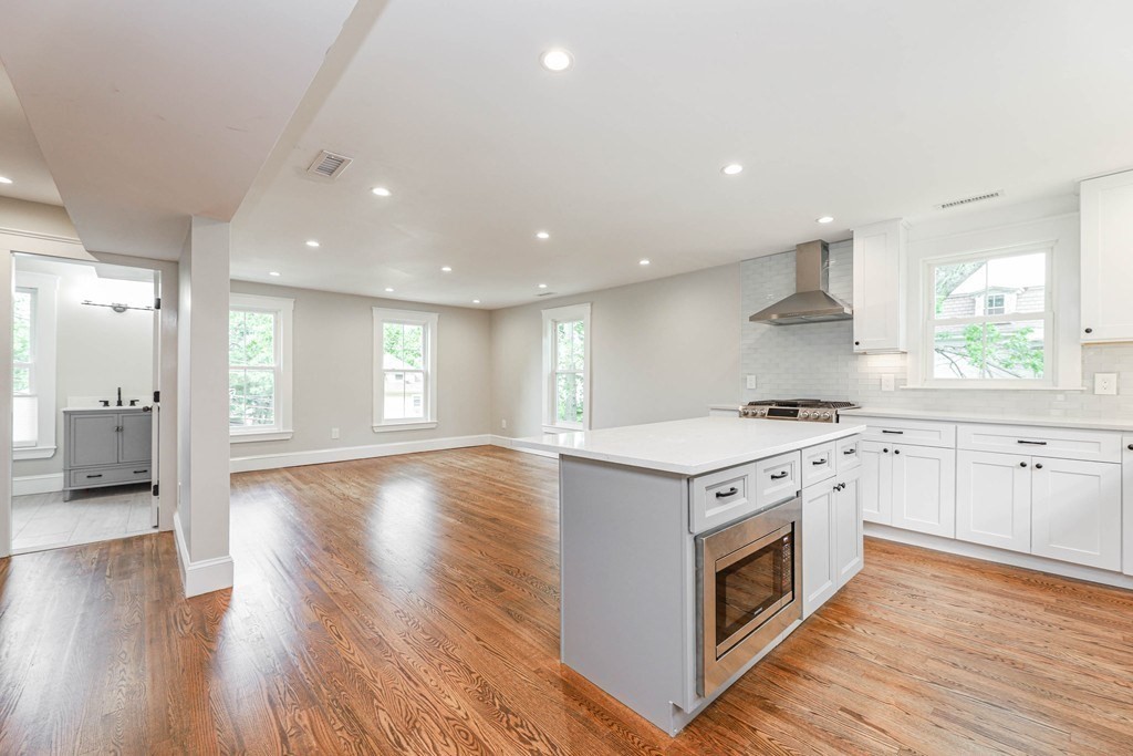 52 Maple Street # 2