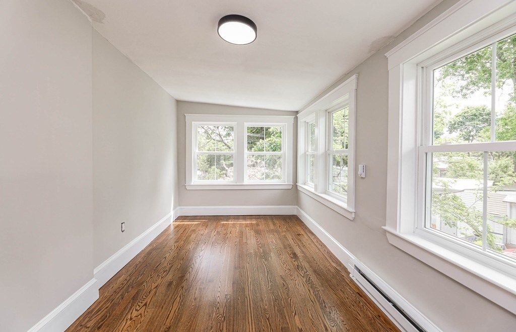 52 Maple Street # 2