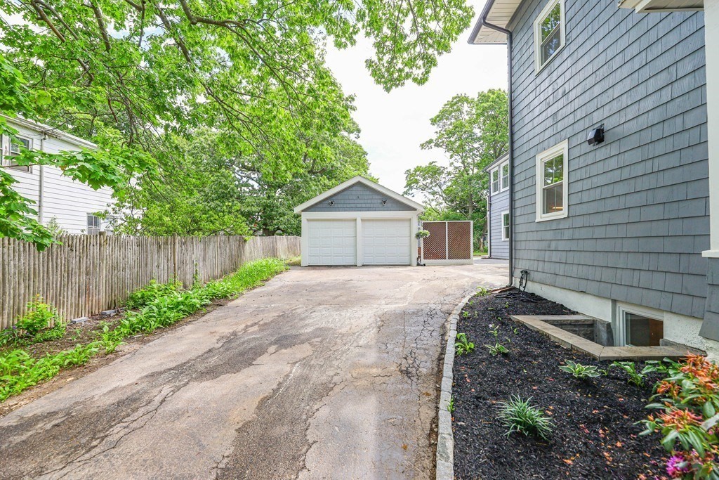 52 Maple Street # 2
