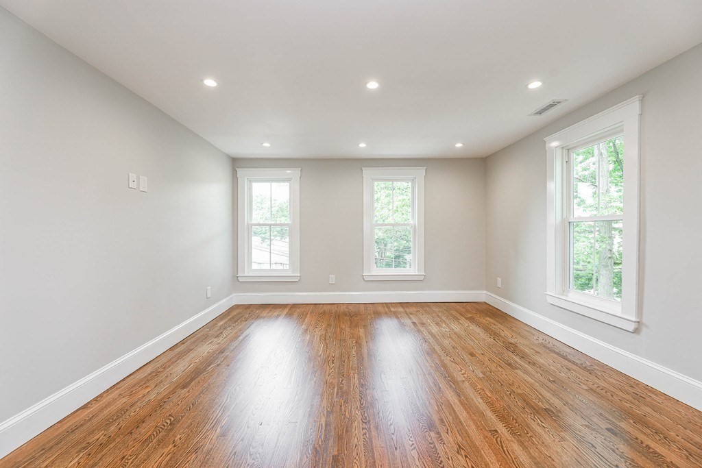 52 Maple Street # 2