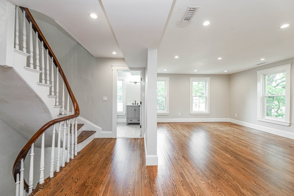 52 Maple Street # 2