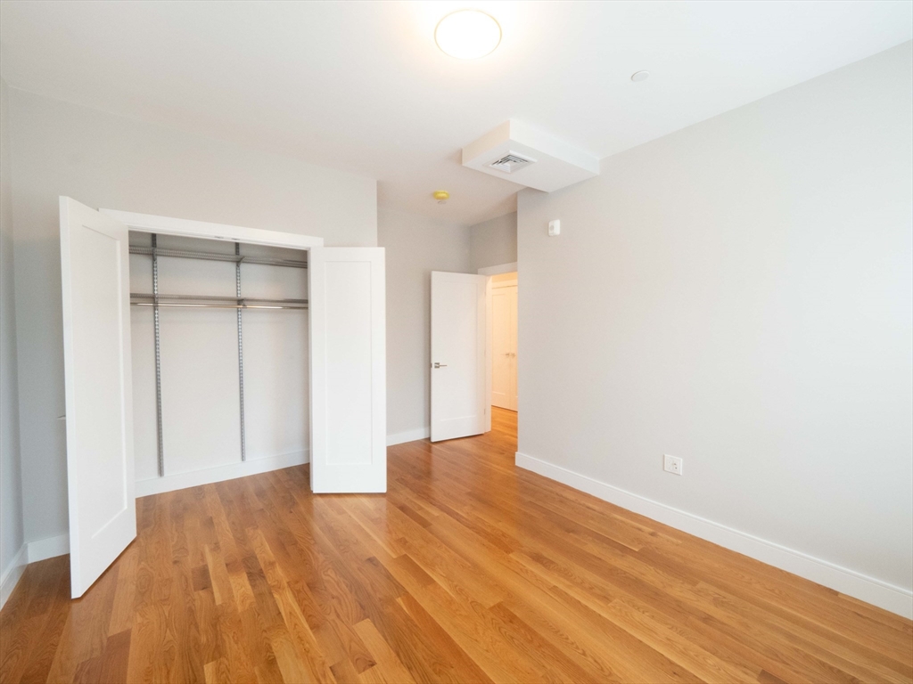 142 Coolidge Street # 3