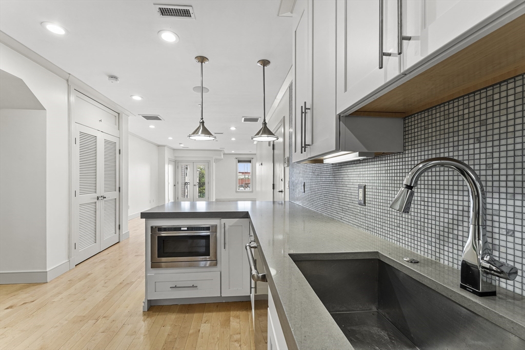 542 Dorchester Ave. # 302