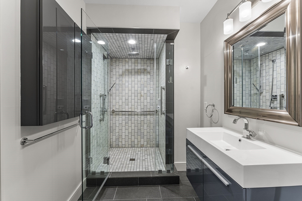 542 Dorchester Ave. # 302
