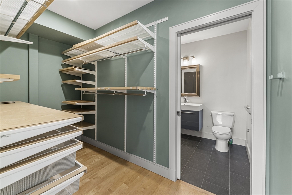 542 Dorchester Ave. # 302