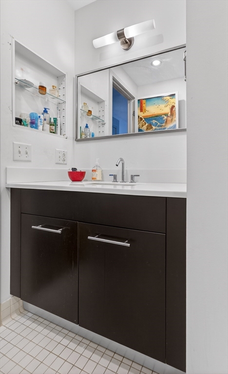 88 Kingston Street # 6c