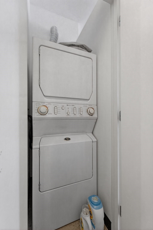 88 Kingston Street # 6c