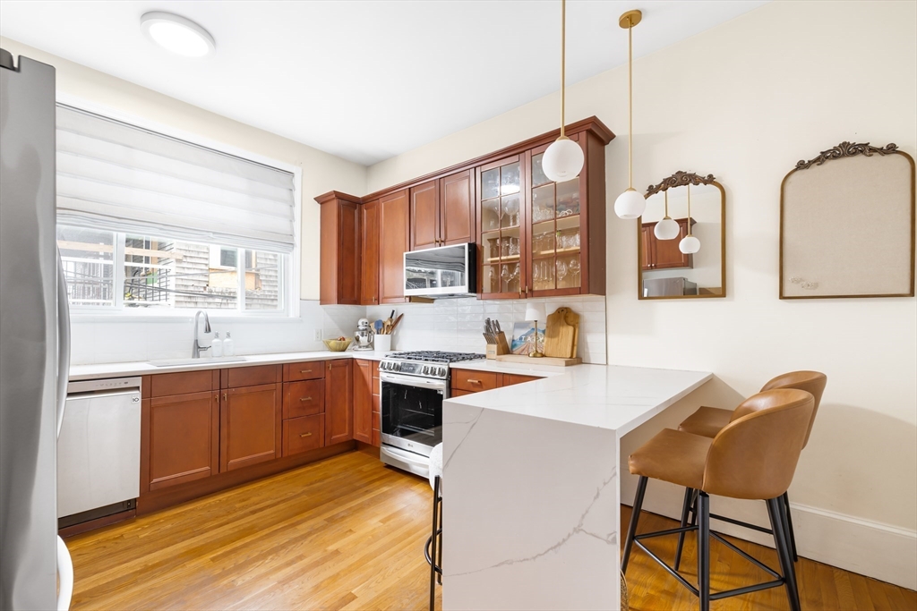 171 H St # 1
