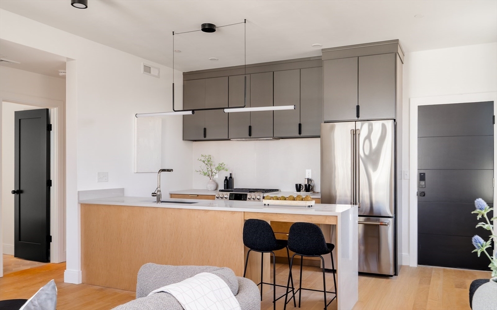 182 Tremont St. # 5A