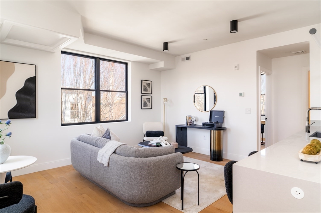 182 Tremont St. # 5A