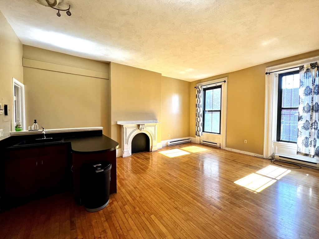 703 Massachusetts Ave # 16