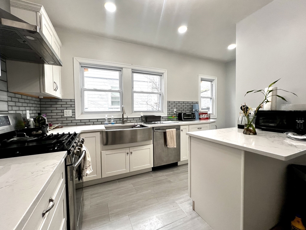 12 Bailey Street # 1