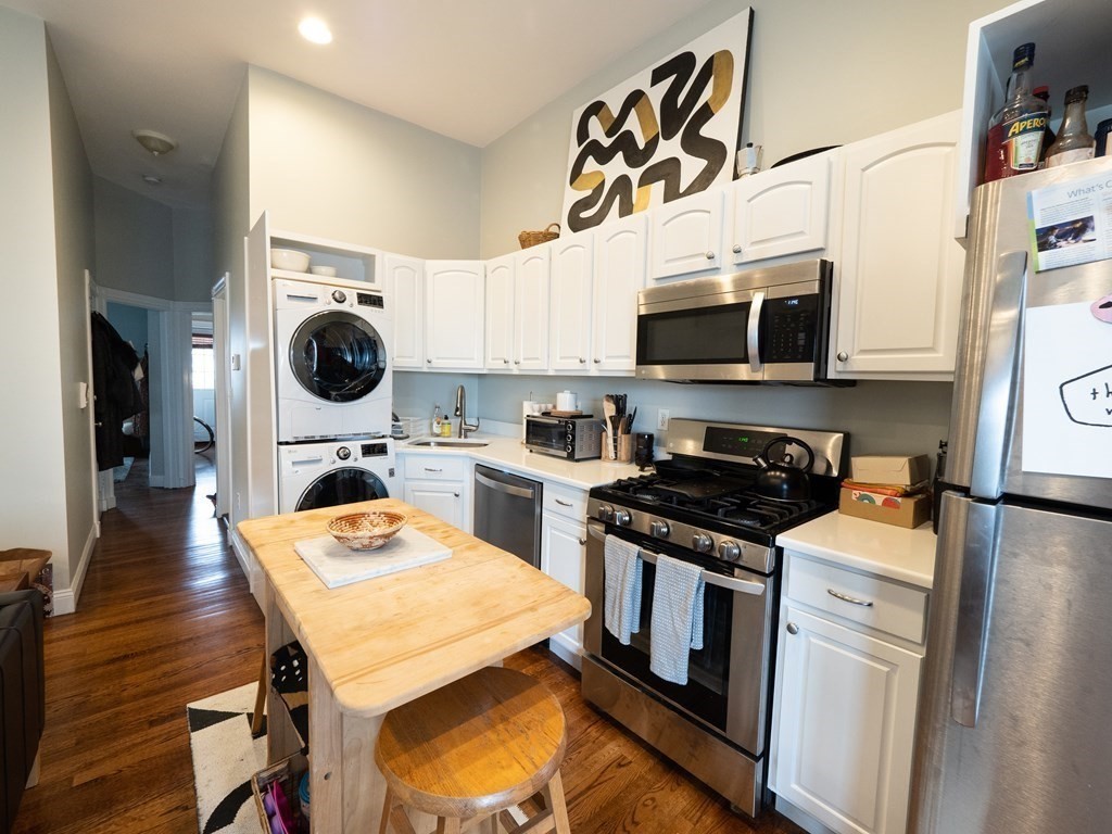 25 Fort Ave # 2