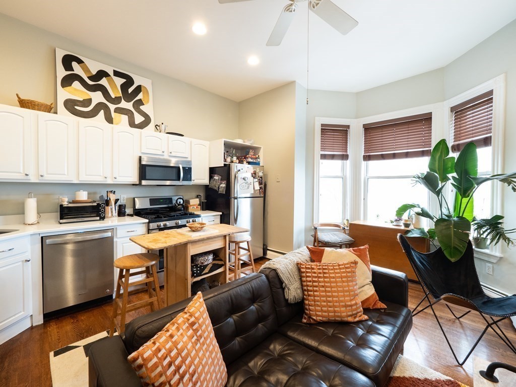 25 Fort Ave # 2